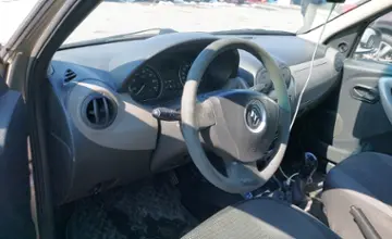 Renault Logan 2010 года за 1 500 000 тг. в Шымкент фото 5