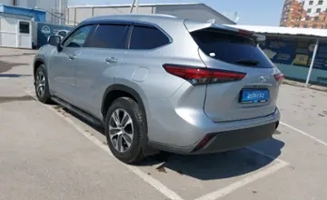 Toyota Highlander 2023 года за 25 000 000 тг. в Шымкент фото 4