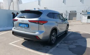 Toyota Highlander 2023 года за 25 000 000 тг. в Шымкент фото 3