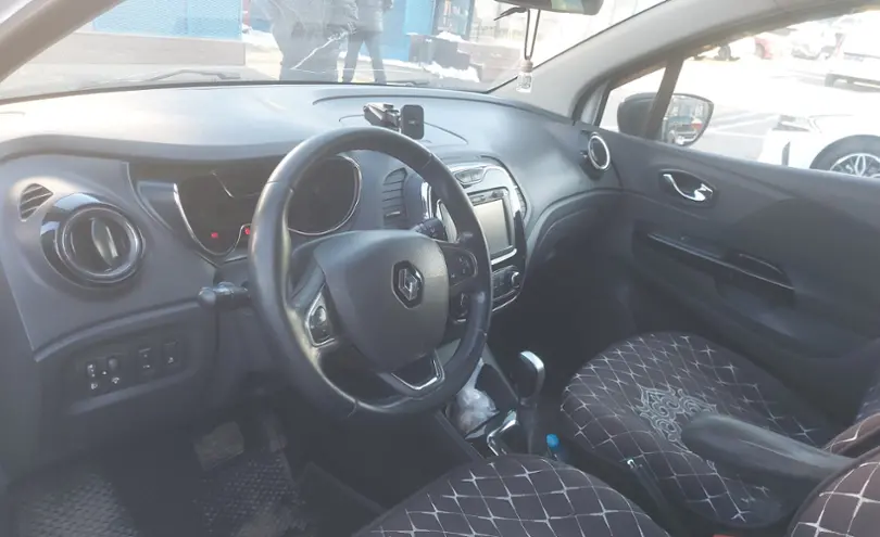 Renault Kaptur 2017 года за 7 700 000 тг. в Алматы фото 5