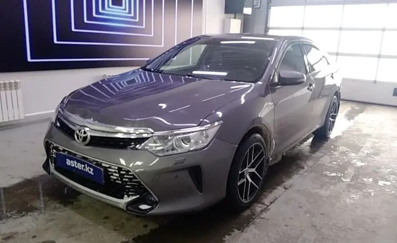 Toyota Camry 2015 года за 10 500 000 тг. в Павлодар
