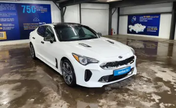 Kia Stinger 2020 года за 13 000 000 тг. в Астана фото 2