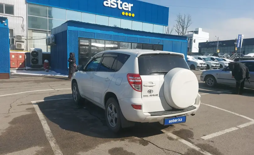Toyota RAV4 2010 года за 7 500 000 тг. в Алматы фото 4