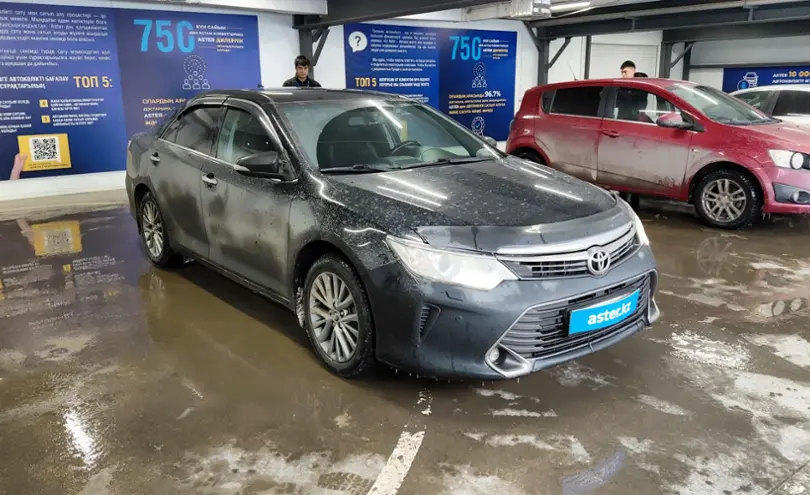 Toyota Camry 2016 года за 11 500 000 тг. в Астана фото 2