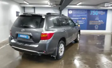 Toyota Highlander 2010 года за 9 000 000 тг. в Астана фото 3