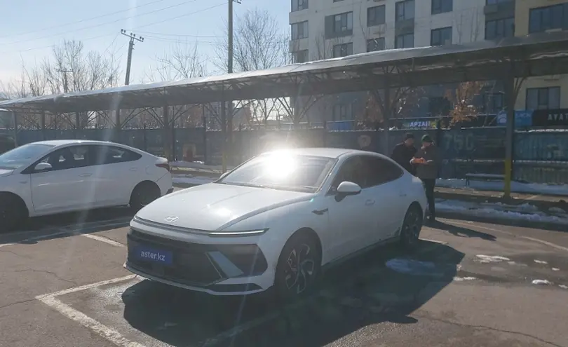 Hyundai Sonata 2023 года за 13 500 000 тг. в Алматы