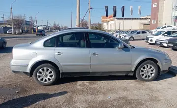 Volkswagen Passat 2005 года за 2 500 000 тг. в Тараз фото 4