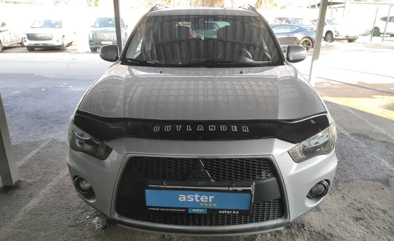Mitsubishi Outlander 2010 года за 5 000 000 тг. в Алматы фото 2
