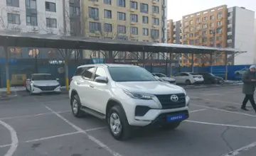 Toyota Fortuner 2022 года за 22 000 000 тг. в Алматы фото 2