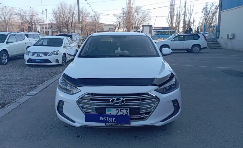 Hyundai Elantra 2018 года за 6 500 000 тг. в Тараз фото 2