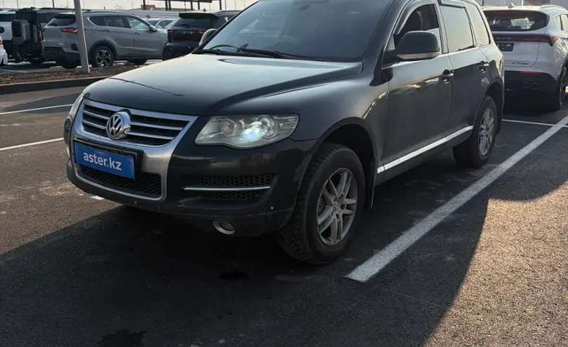 Volkswagen Touareg 2006 года за 6 000 000 тг. в Алматы