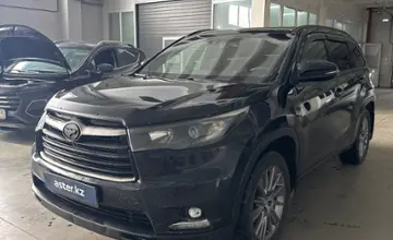 Toyota Highlander 2014 года за 13 000 000 тг. в Петропавловск фото 1