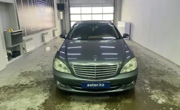 Mercedes-Benz S-Класс 2007 года за 7 000 000 тг. в Павлодар фото 2