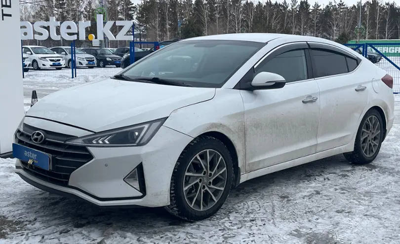 Hyundai Elantra 2019 года за 6 800 000 тг. в Усть-Каменогорск