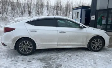 Hyundai Elantra 2019 года за 6 800 000 тг. в Усть-Каменогорск фото 4