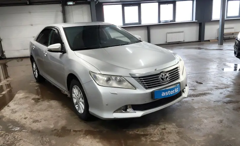 Toyota Camry 2012 года за 10 000 000 тг. в Астана фото 2