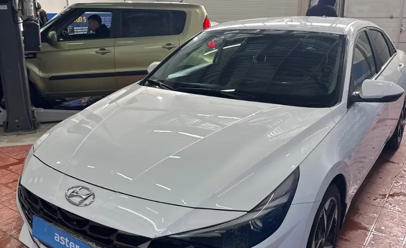 Hyundai Elantra 2022 года за 9 200 000 тг. в Астана