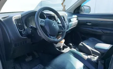 Mitsubishi Outlander 2014 года за 7 800 000 тг. в Шымкент фото 5