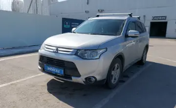 Mitsubishi Outlander 2014 года за 7 800 000 тг. в Шымкент фото 1