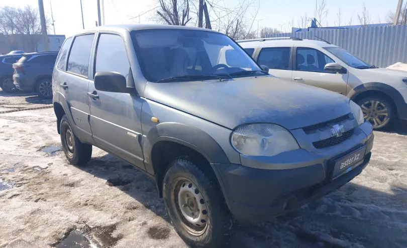Chevrolet Niva 2012 года за 2 500 000 тг. в Уральск фото 3