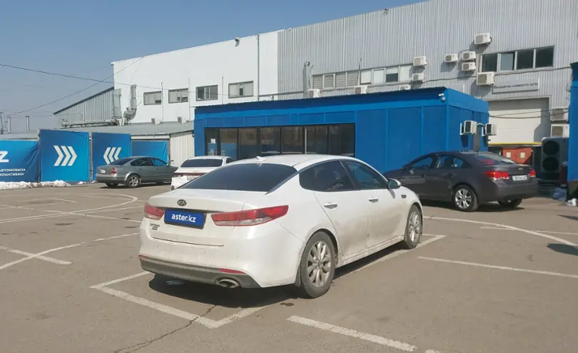 Kia Optima 2018 года за 7 500 000 тг. в Алматы фото 3