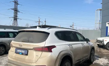 Hyundai Santa Fe 2019 года за 12 500 000 тг. в Уральск