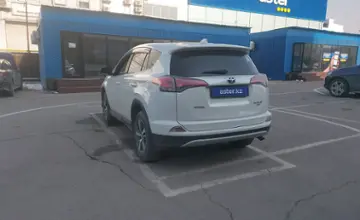 Toyota RAV4 2016 года за 10 000 000 тг. в Алматы фото 4
