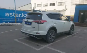 Toyota RAV4 2016 года за 10 000 000 тг. в Алматы фото 3