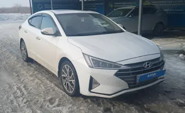 Hyundai Elantra 2020 года за 8 800 000 тг. в Караганда фото 3