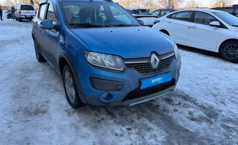 Renault Sandero 2015 года за 4 500 000 тг. в Актобе фото 3