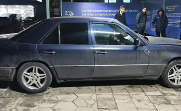 Mercedes-Benz E-Класс 1993 года за 2 200 000 тг. в Талдыкорган фото 4
