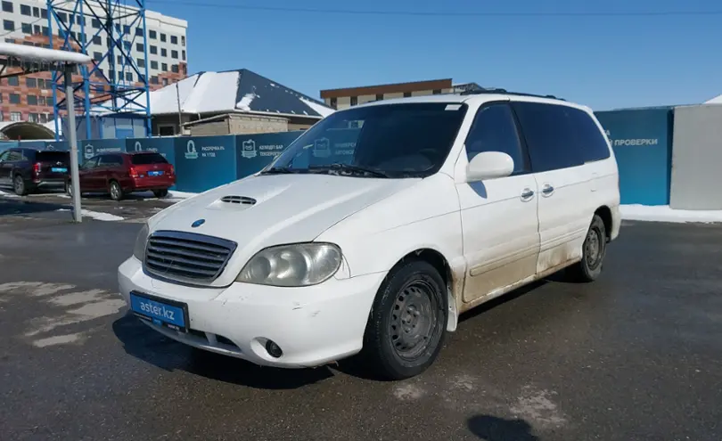 Kia Carnival 2001 года за 1 800 000 тг. в Шымкент