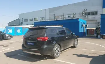 Kia Carnival 2017 года за 12 500 000 тг. в Алматы фото 3