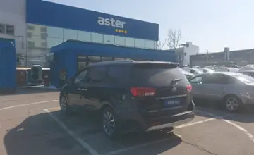 Kia Carnival 2017 года за 12 500 000 тг. в Алматы фото 4