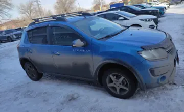 Renault Sandero 2015 года за 4 600 000 тг. в Актобе фото 4