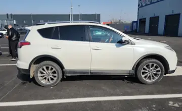 Toyota RAV4 2017 года за 10 400 000 тг. в Алматы фото 4