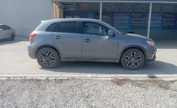 Mitsubishi Outlander 2019 года за 9 500 000 тг. в Тараз фото 4