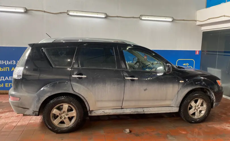 Mitsubishi Outlander 2010 года за 6 000 000 тг. в Астана фото 4