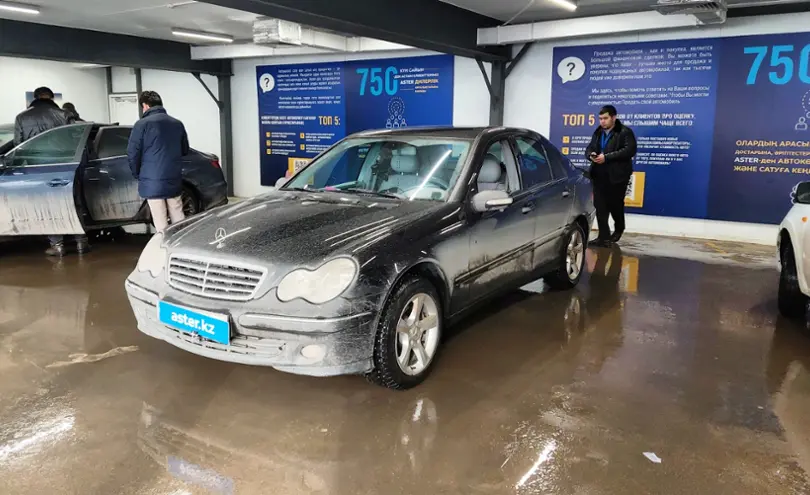 Mercedes-Benz C-Класс 2005 года за 6 350 000 тг. в Астана