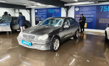 Mercedes-Benz C-Класс 2005 года за 6 350 000 тг. в Астана фото 1