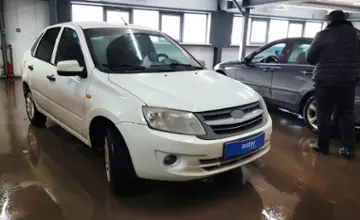 LADA (ВАЗ) Granta 2014 года за 2 500 000 тг. в Астана фото 2