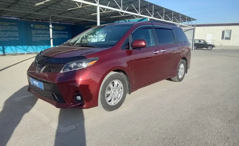 Toyota Sienna 2015 года за 14 000 000 тг. в Кызылорда