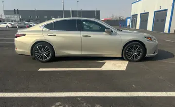 Lexus ES 2023 года за 35 000 000 тг. в Алматы фото 4