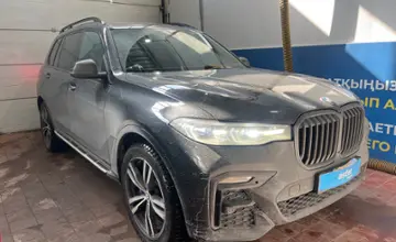 BMW X7 2020 года за 40 000 000 тг. в Астана фото 3