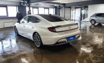 Hyundai Sonata 2020 года за 10 500 000 тг. в Астана фото 4