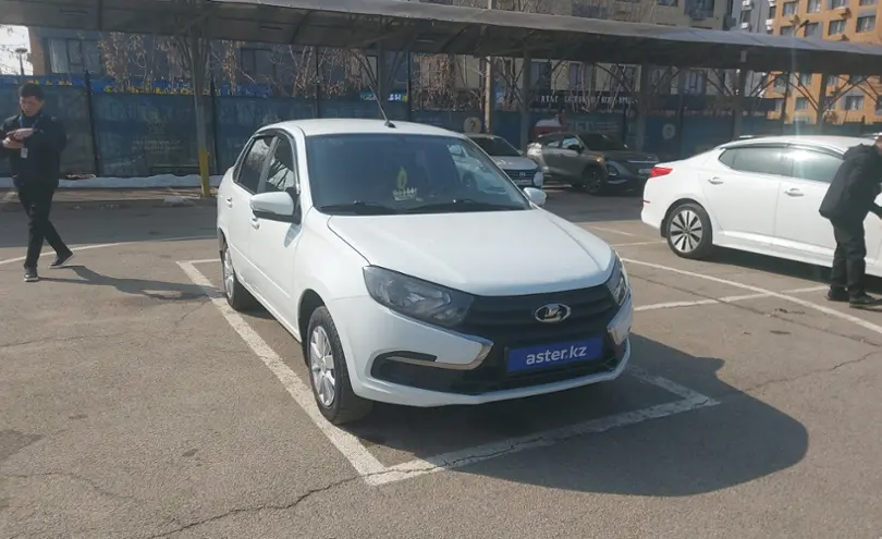 LADA (ВАЗ) Granta 2021 года за 5 000 000 тг. в Алматы фото 2