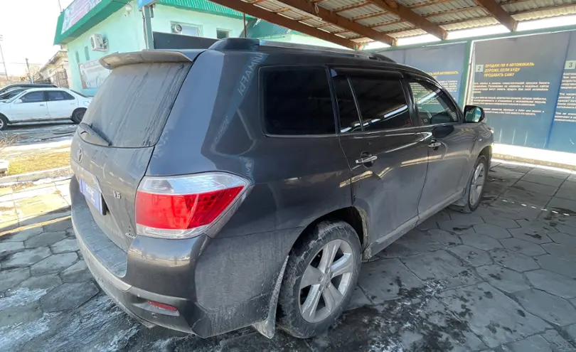 Toyota Highlander 2013 года за 14 000 000 тг. в Талдыкорган фото 5