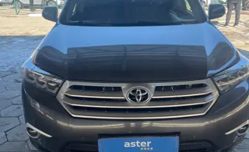 Toyota Highlander 2013 года за 14 000 000 тг. в Талдыкорган фото 2