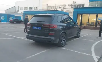 BMW X5 2021 года за 44 000 000 тг. в Алматы фото 3