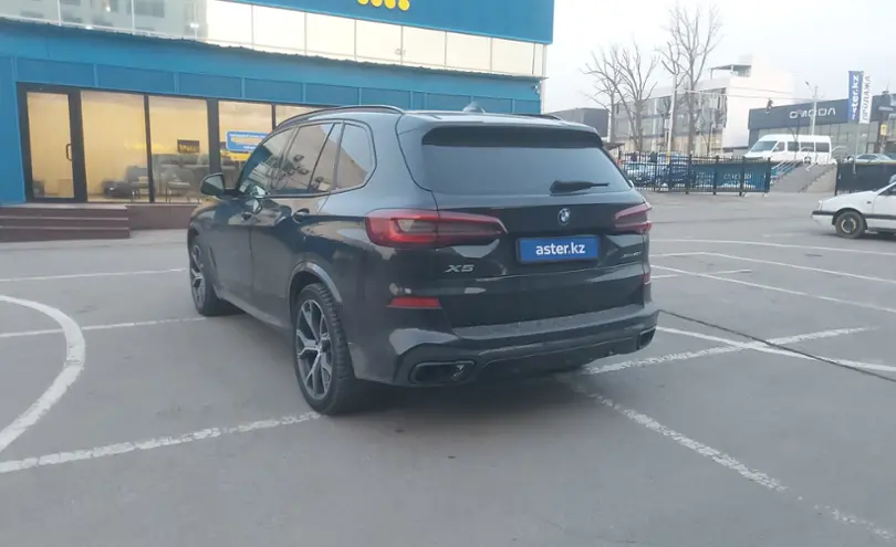 BMW X5 2021 года за 44 000 000 тг. в Алматы фото 4